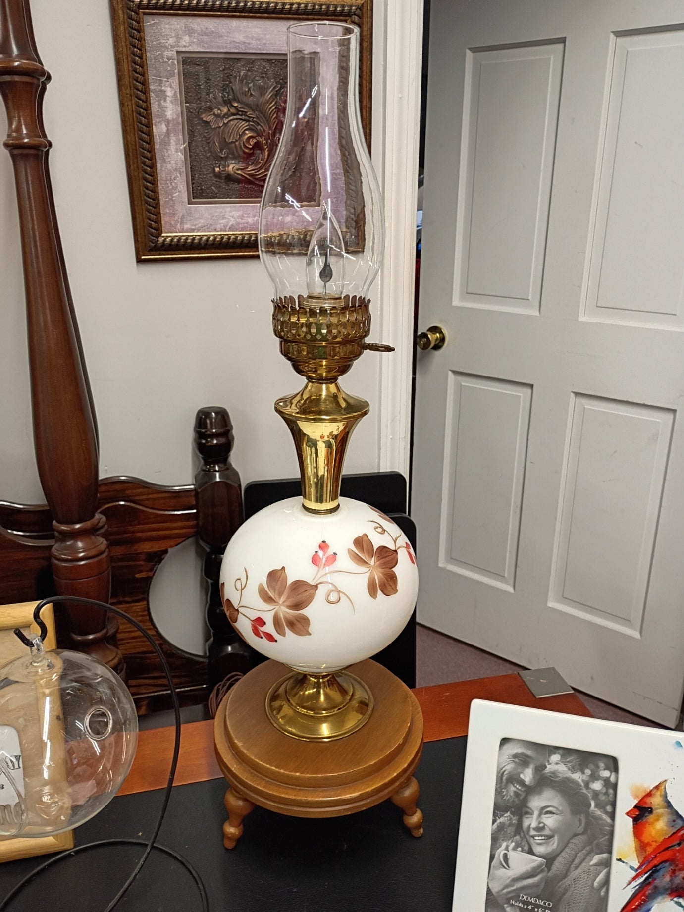 Hurricane Lamp w/ Wood Base