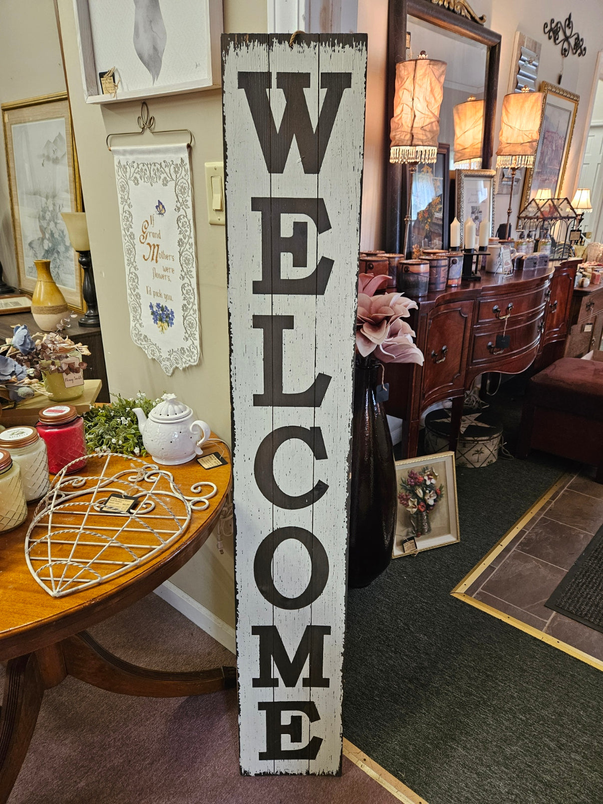 Reversible Welcome Sign
