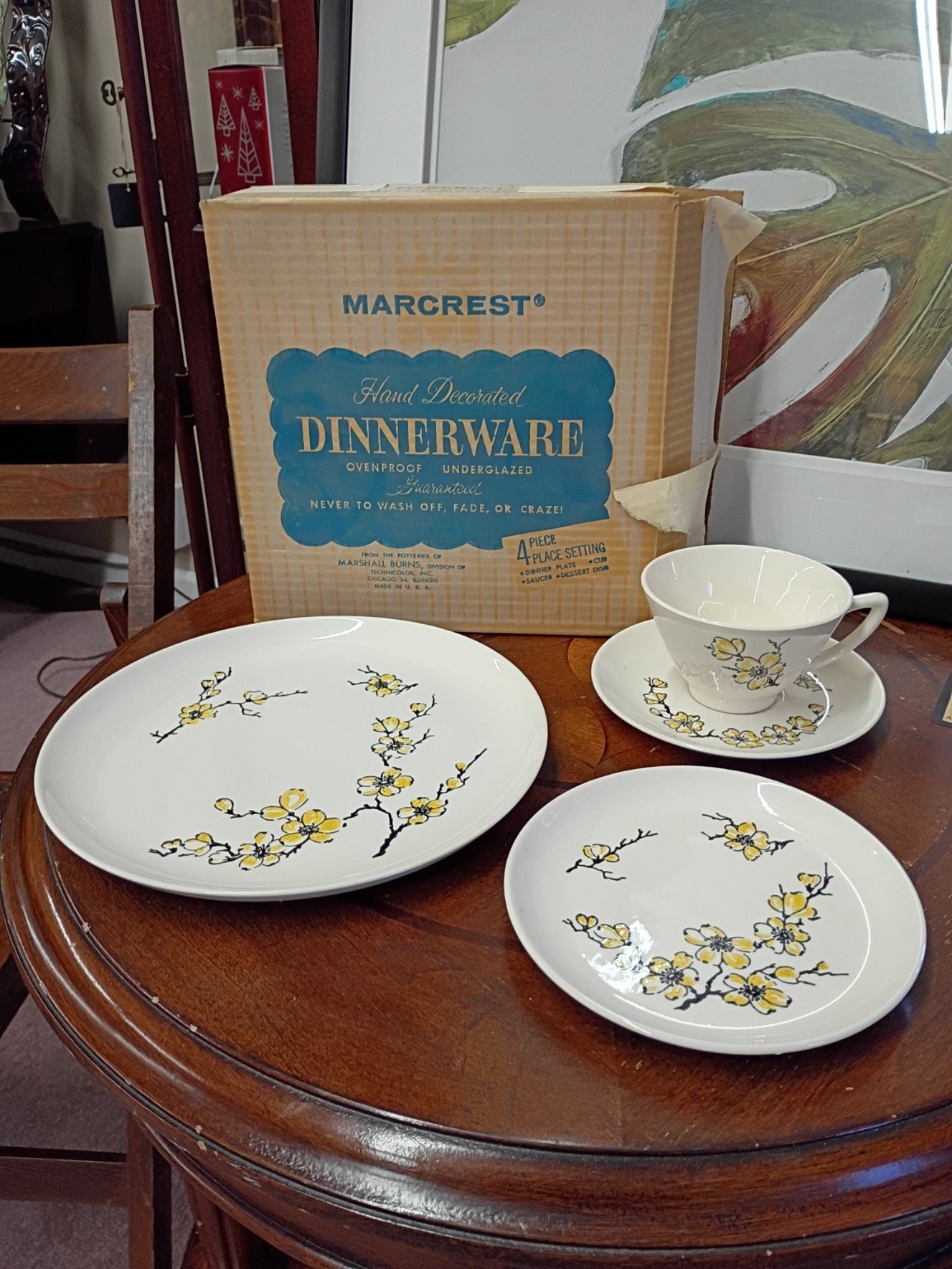 30-Piece Mar-Crest Dinnerware Set