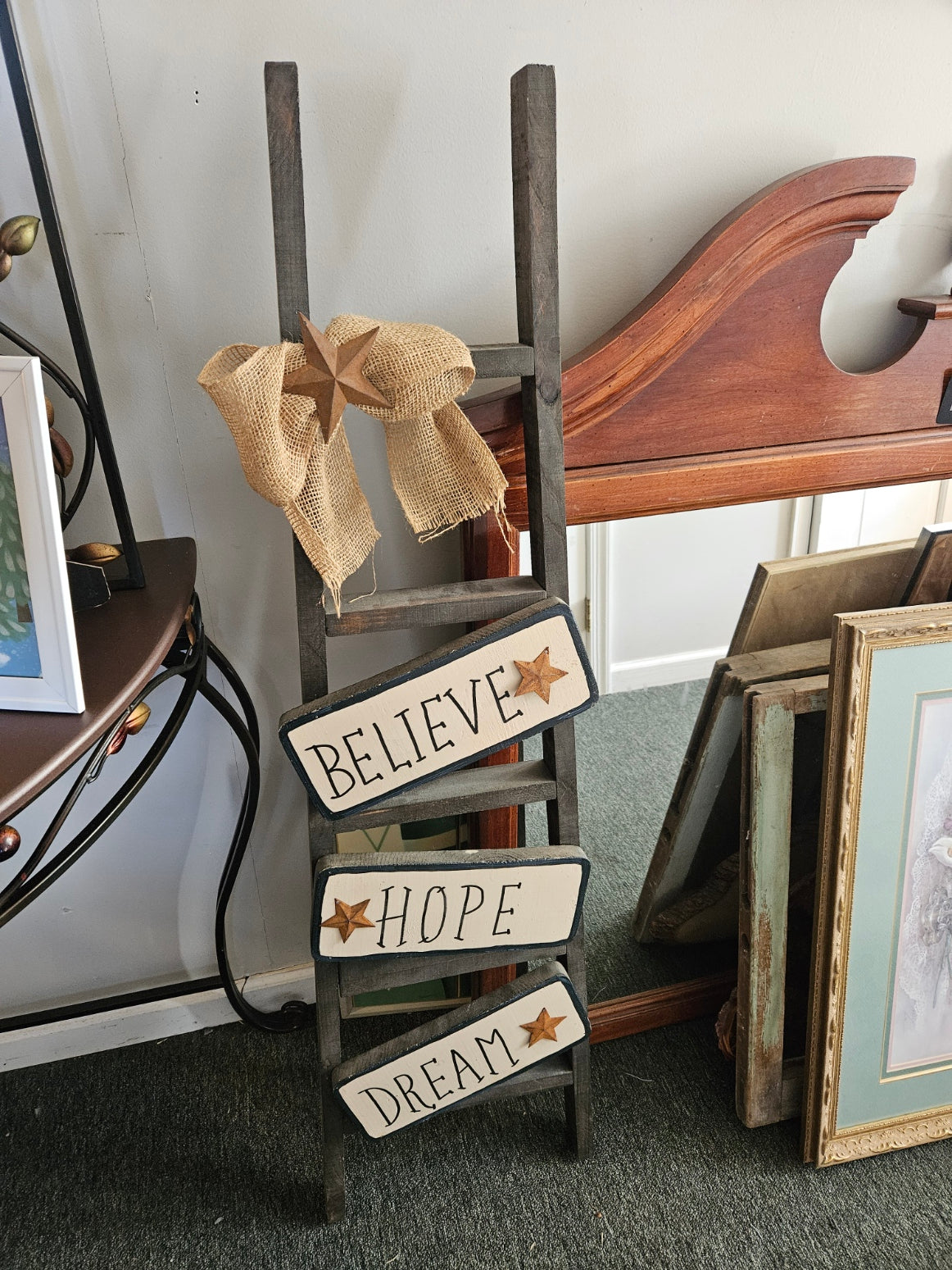 Beleive, Hope, Dream Ladder