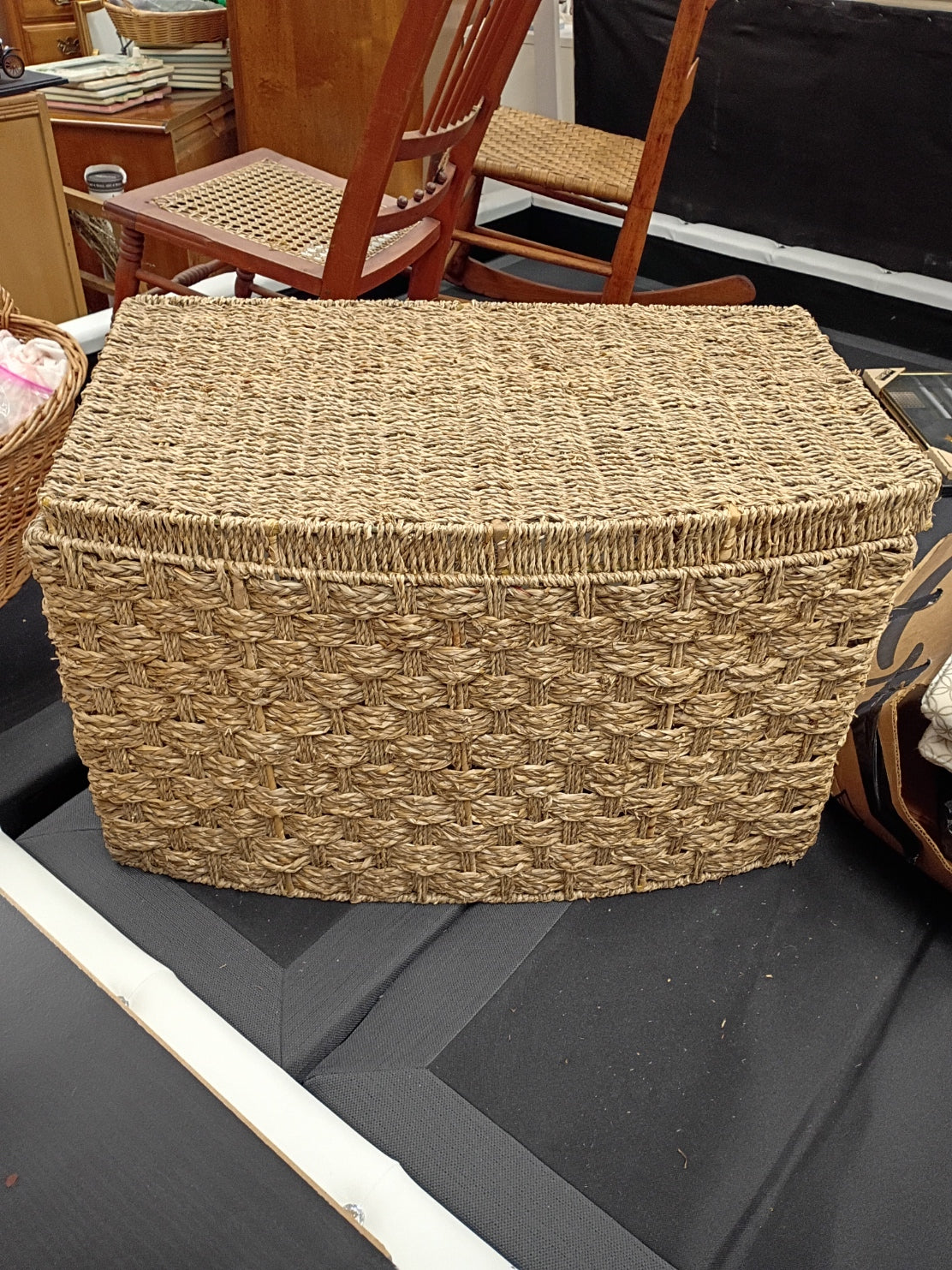 Wicker Chest w/ Lid