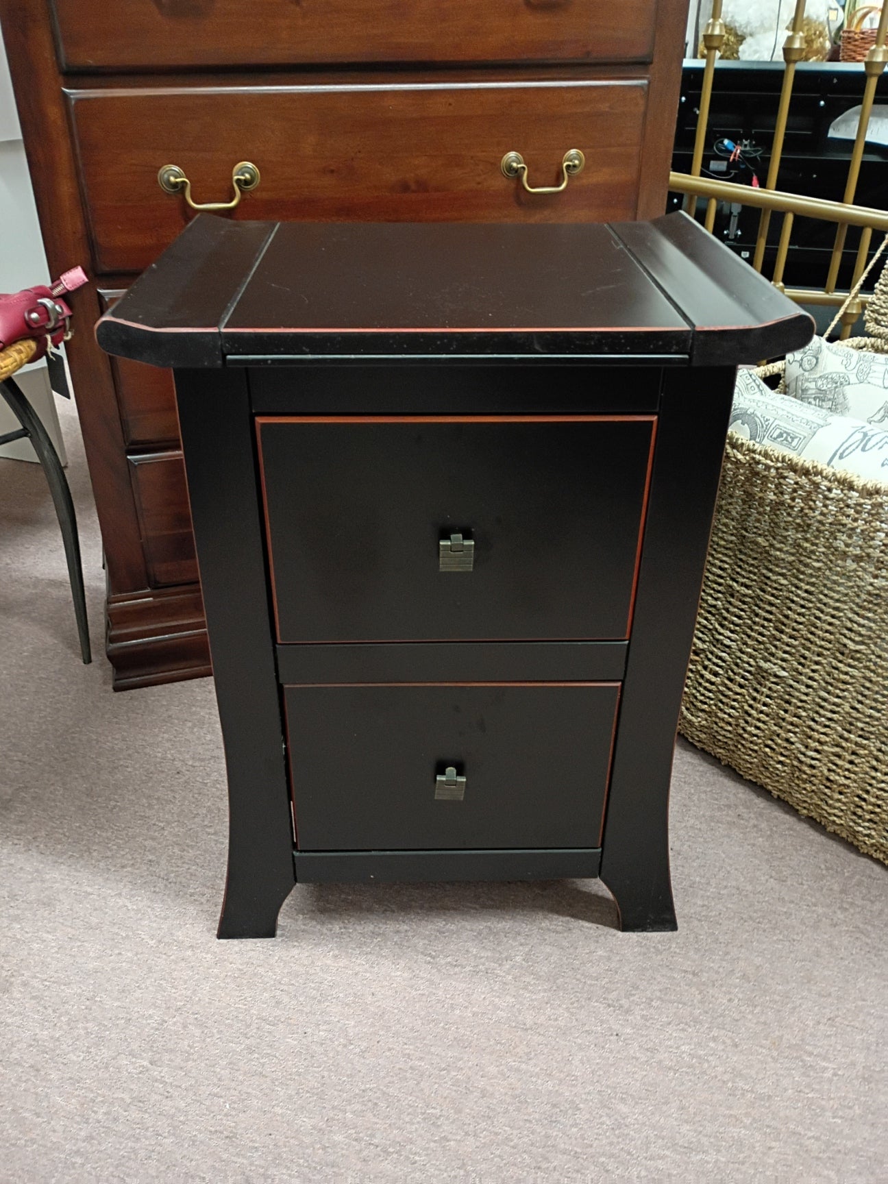 2-Drawer Chest