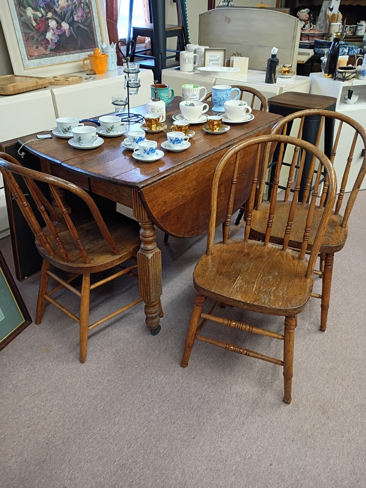 Vintage Drop Leaf Table w/ 4 Chairs
