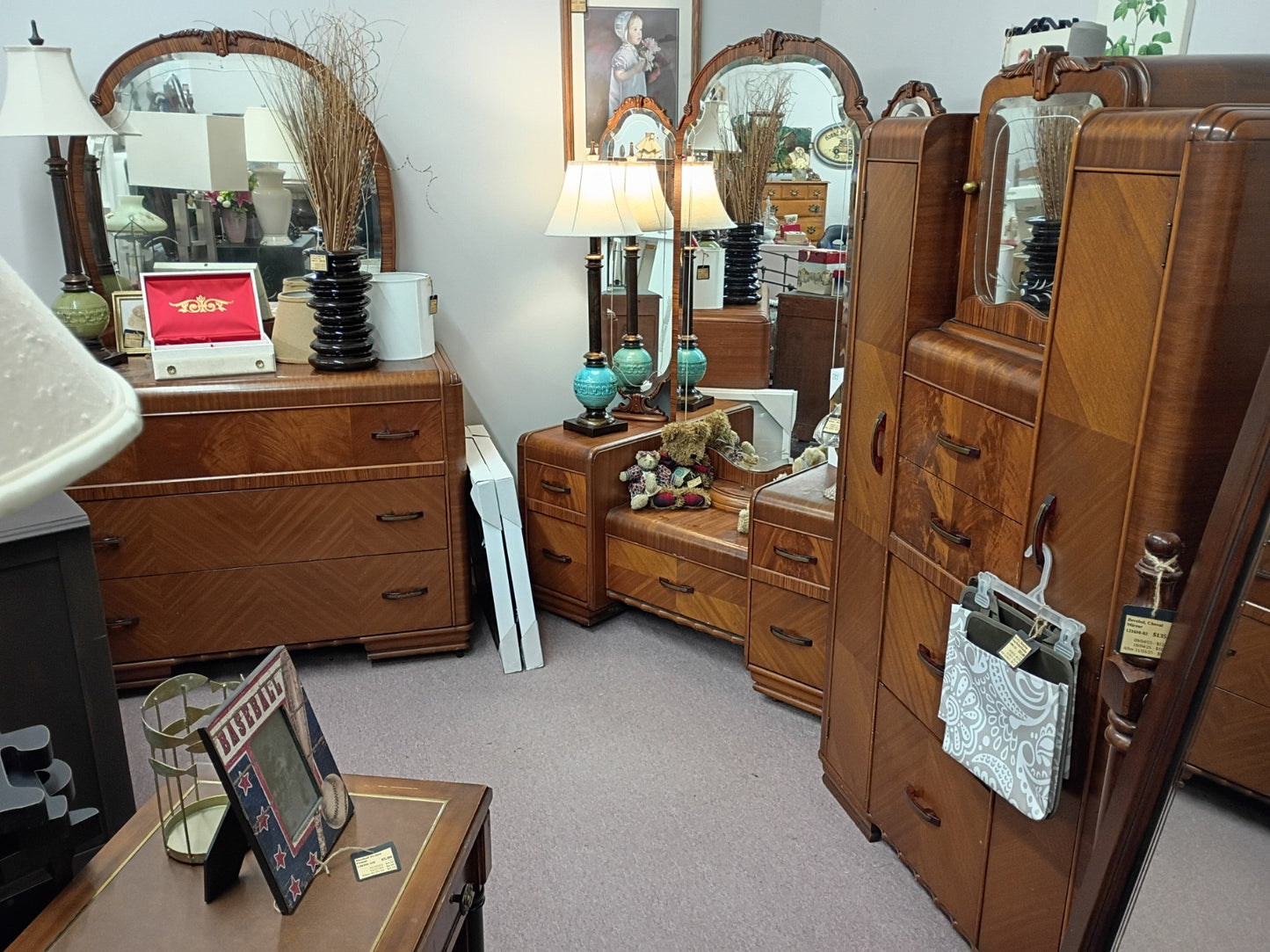 3-Piece Waterfall Bedroom Set