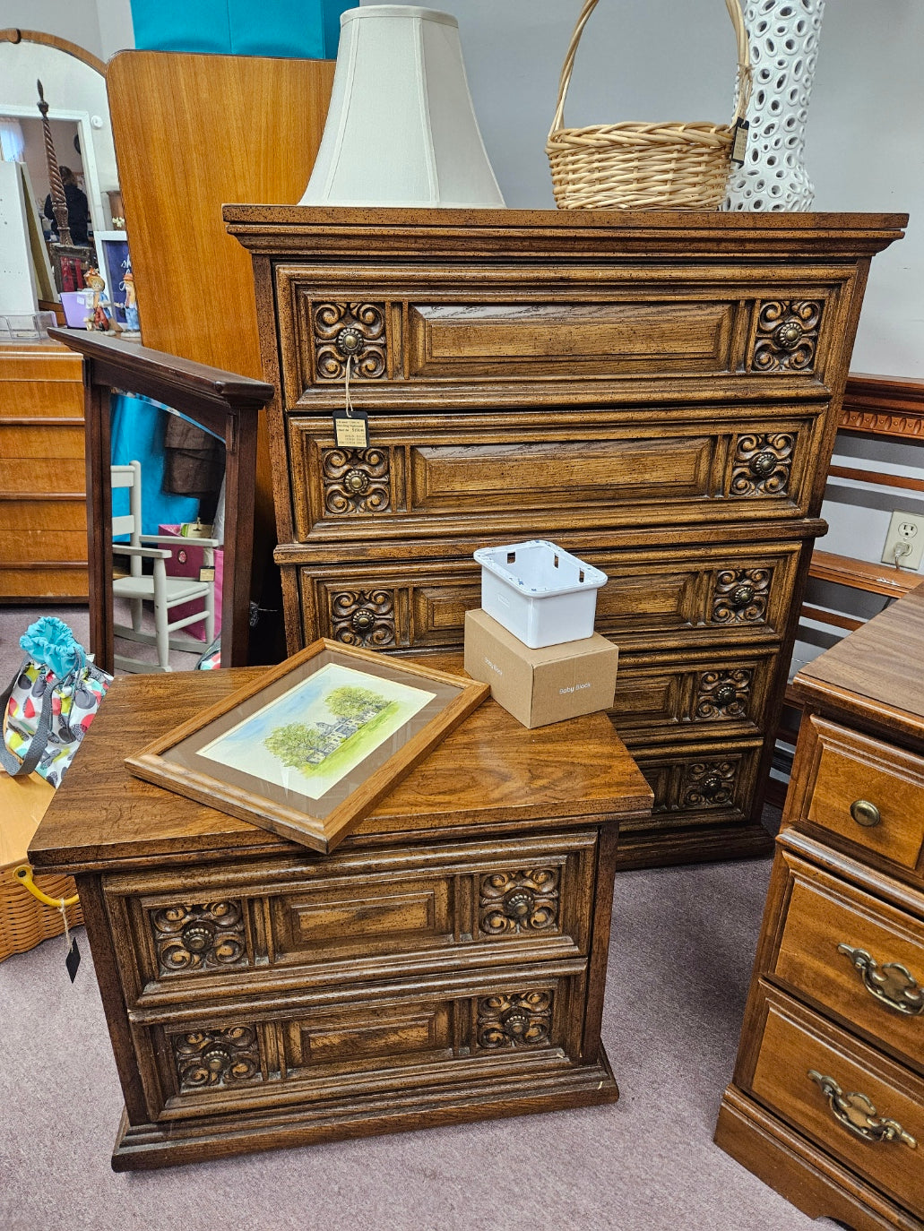 5-Drawer Chest w/ Matching Nighstand