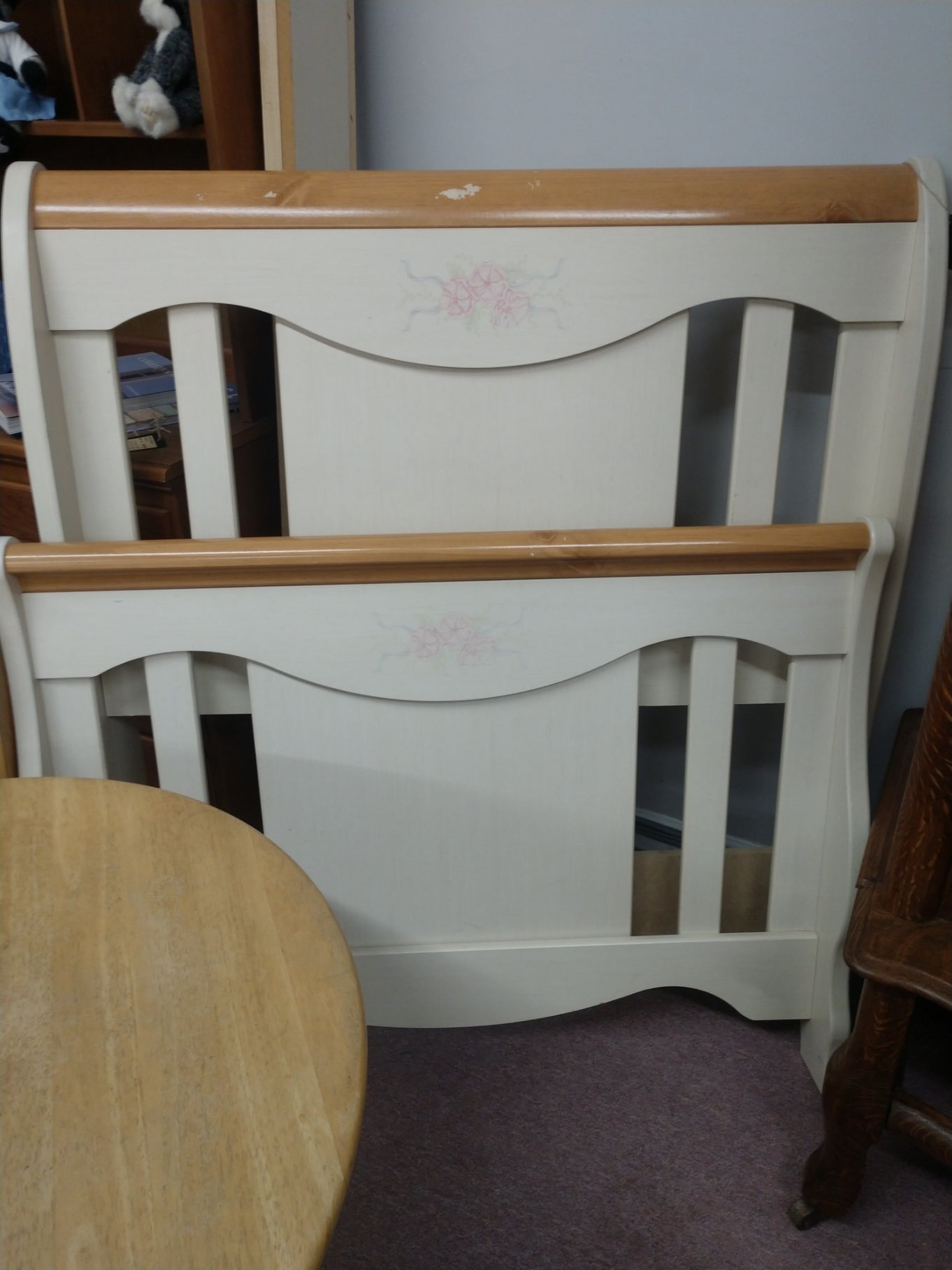 Twin Sleigh Bed
