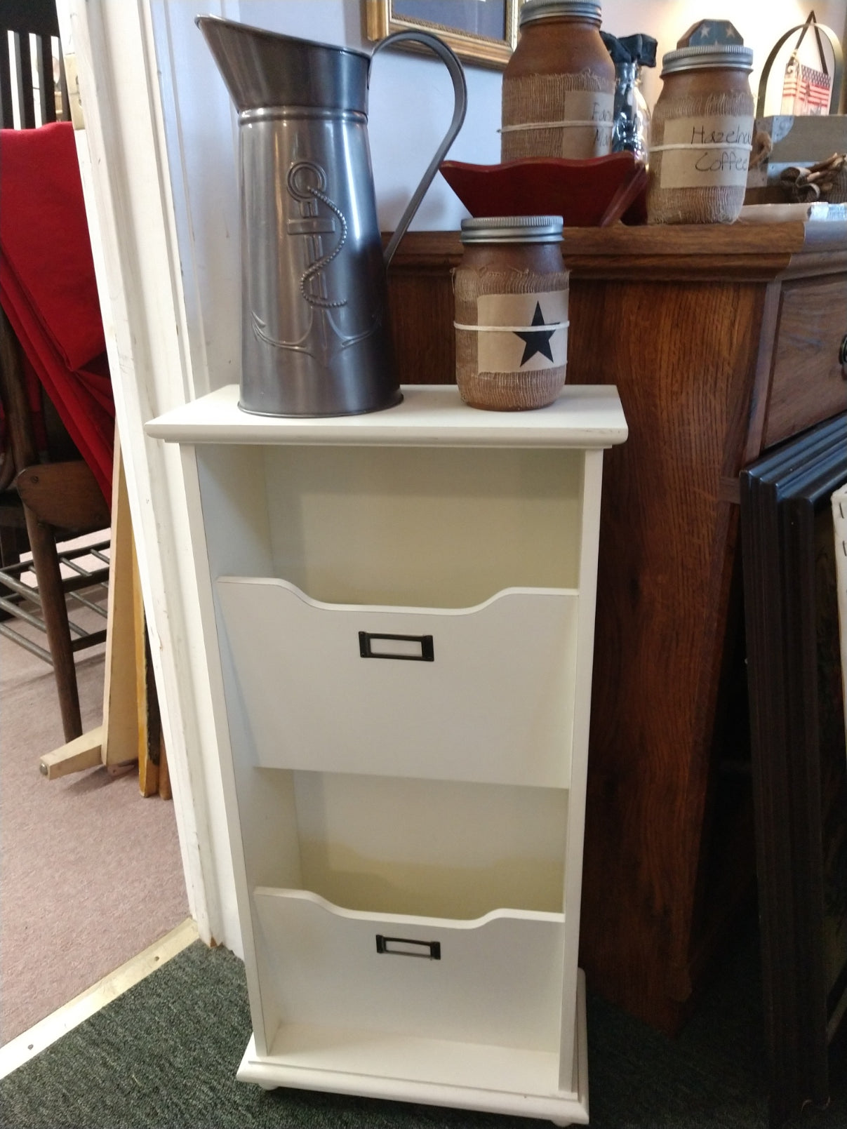 White Mail Organizer