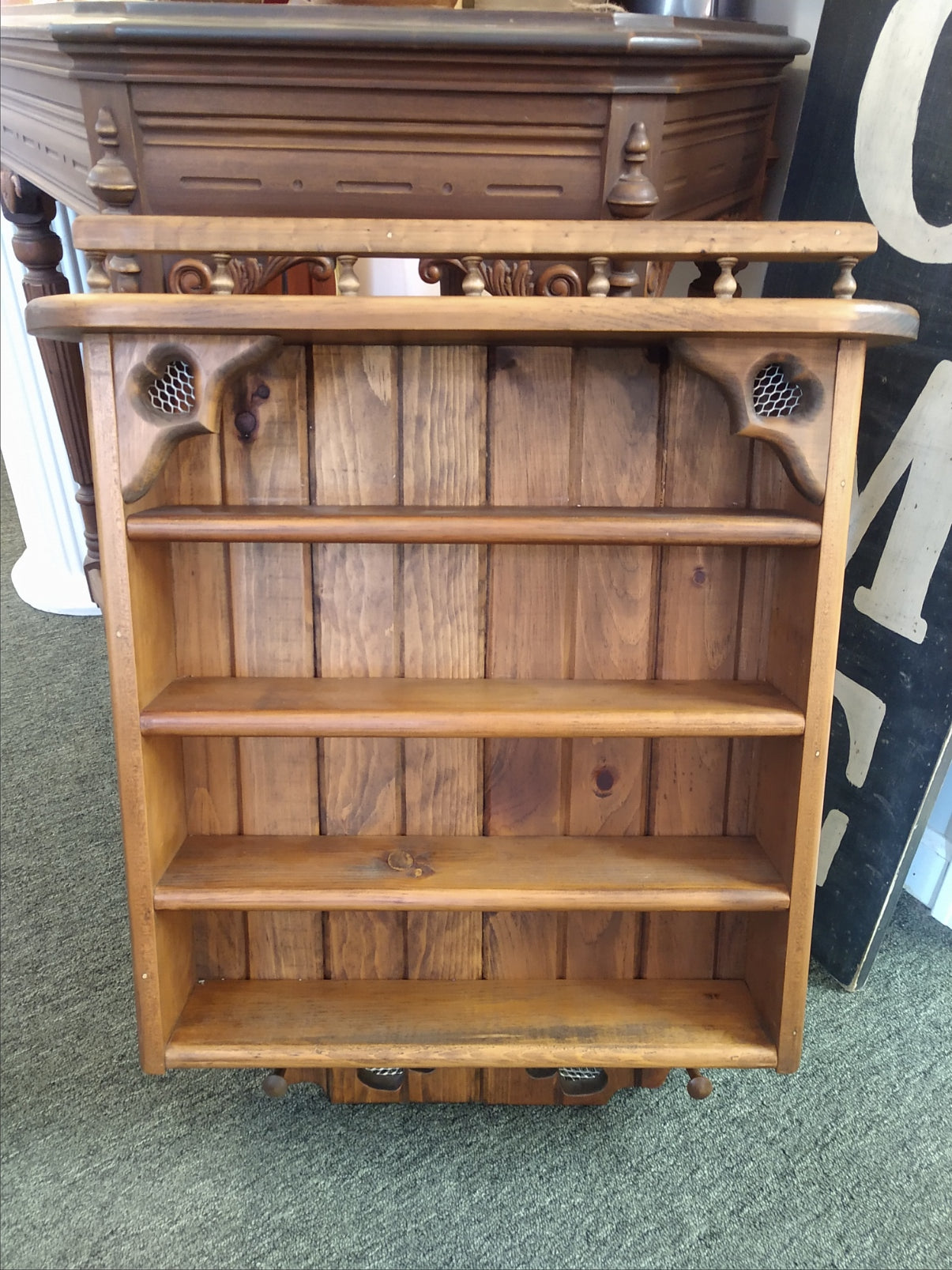 Pine Knick-Knack Shelf