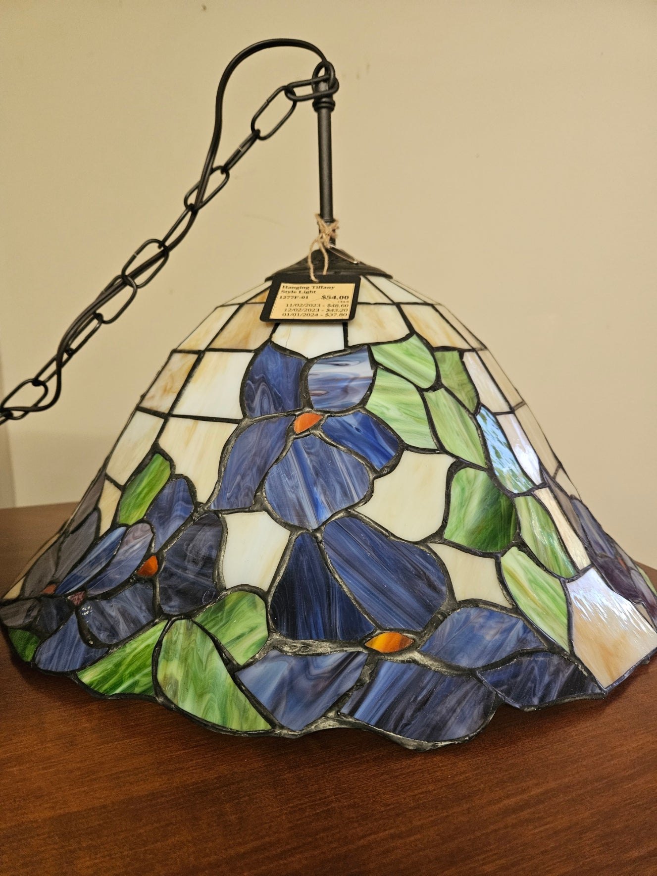 Hanging Tiffany Style Light