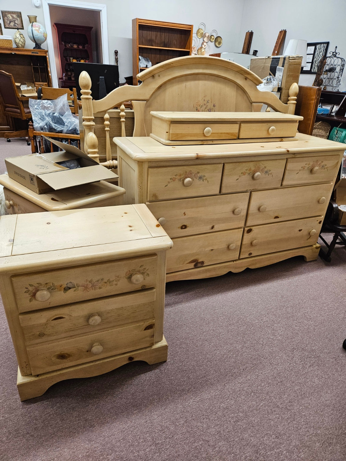 Pine Bedroom Set