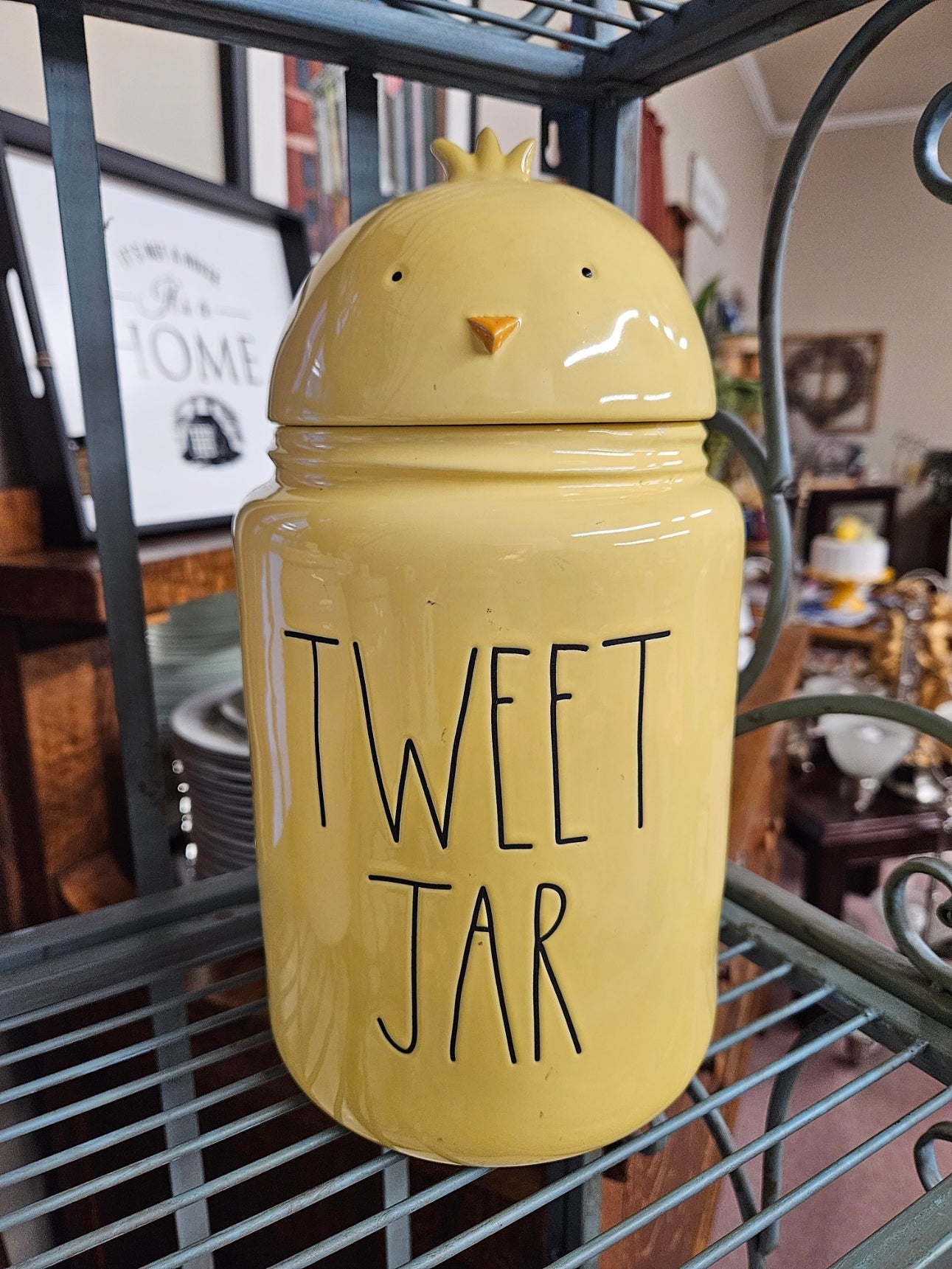 Peep Canister