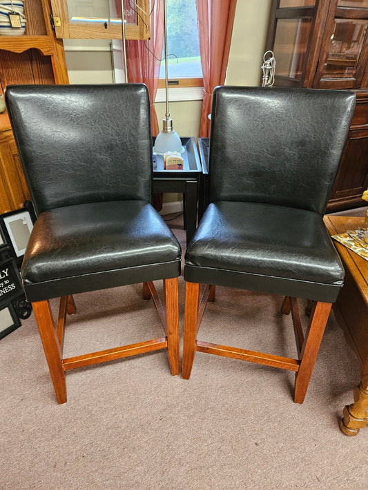 Set of 4 Black Vinyl Counter Stools