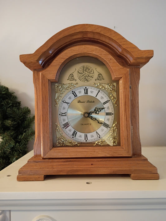 Mantle Clock