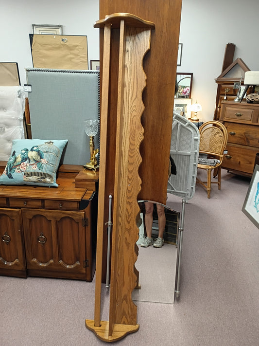 6' Long Quilt Display Shelf