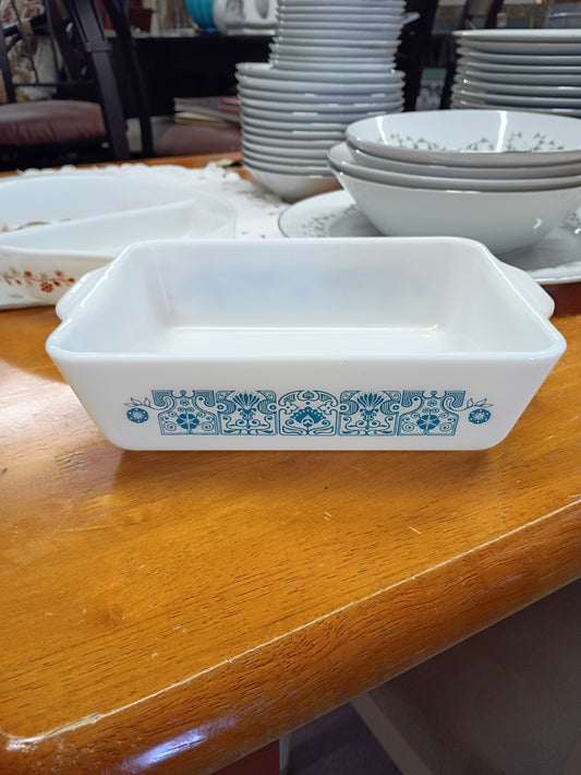 9" x 7" Pyrex Dish