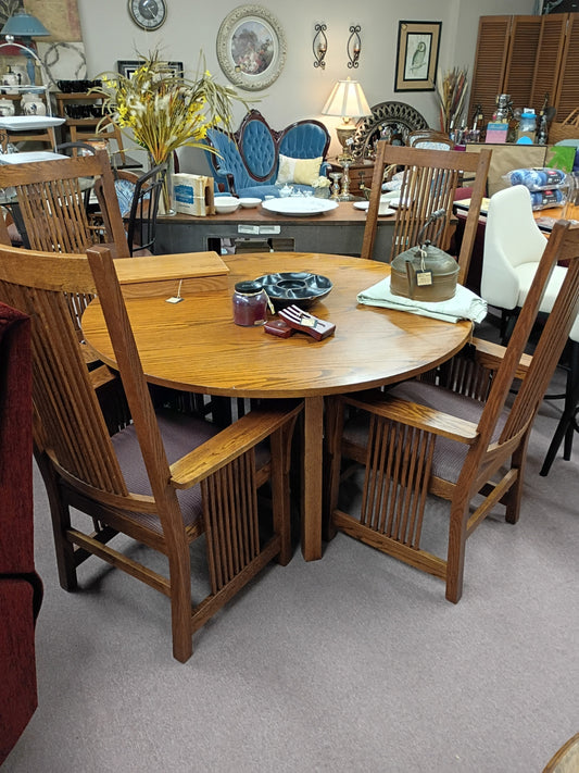 Mission Style Table w/ 4 Chairs