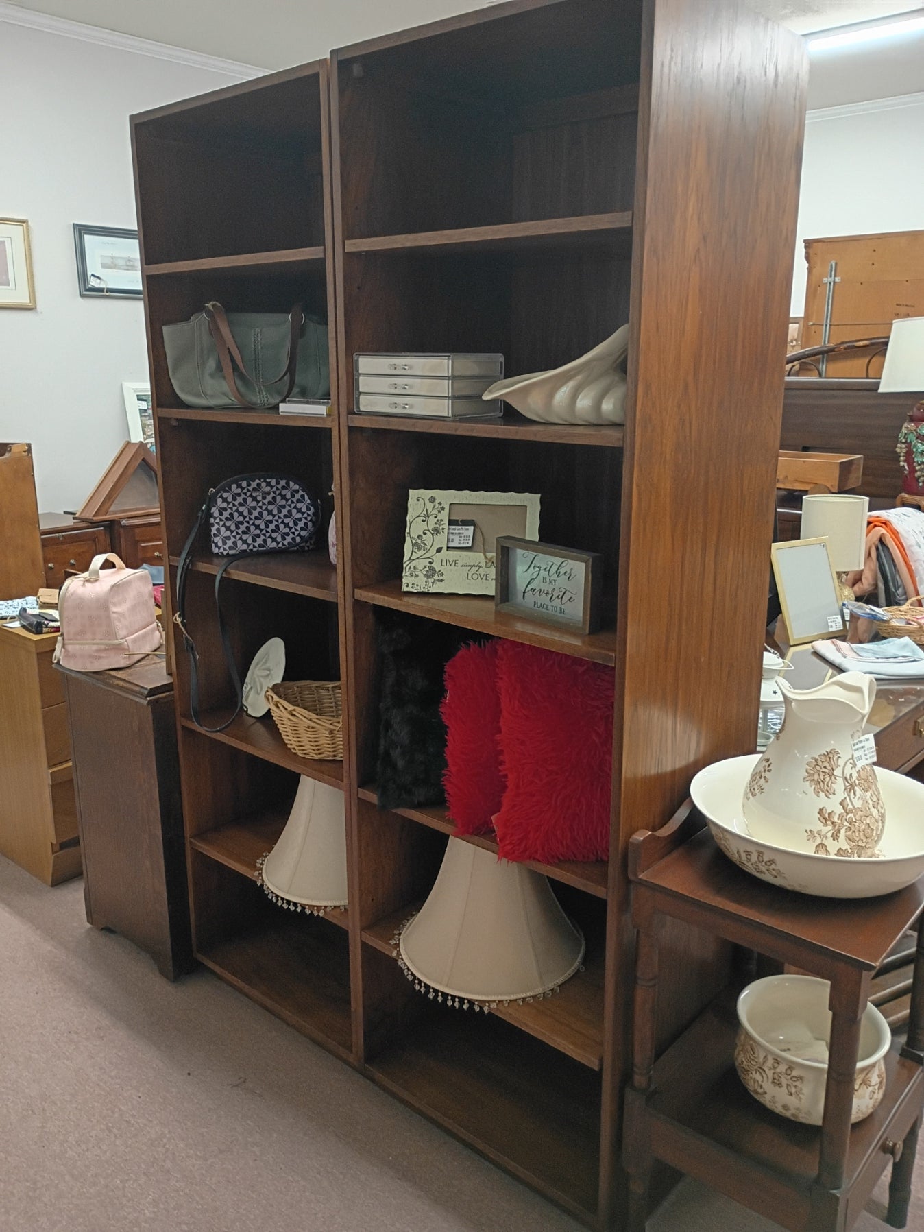 Thomasville Bookshelf