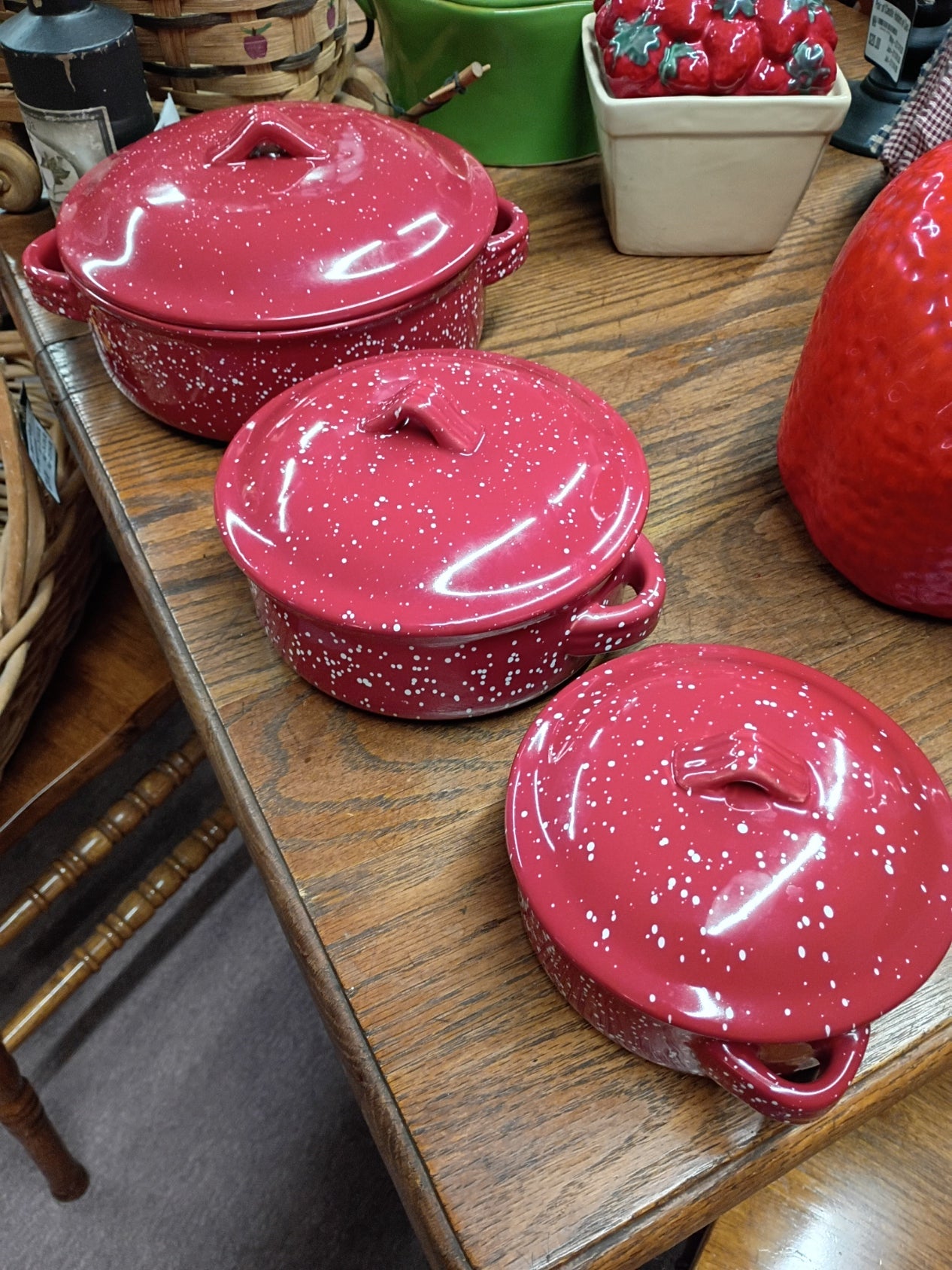 Set 3 Red, Speckled Bakeware