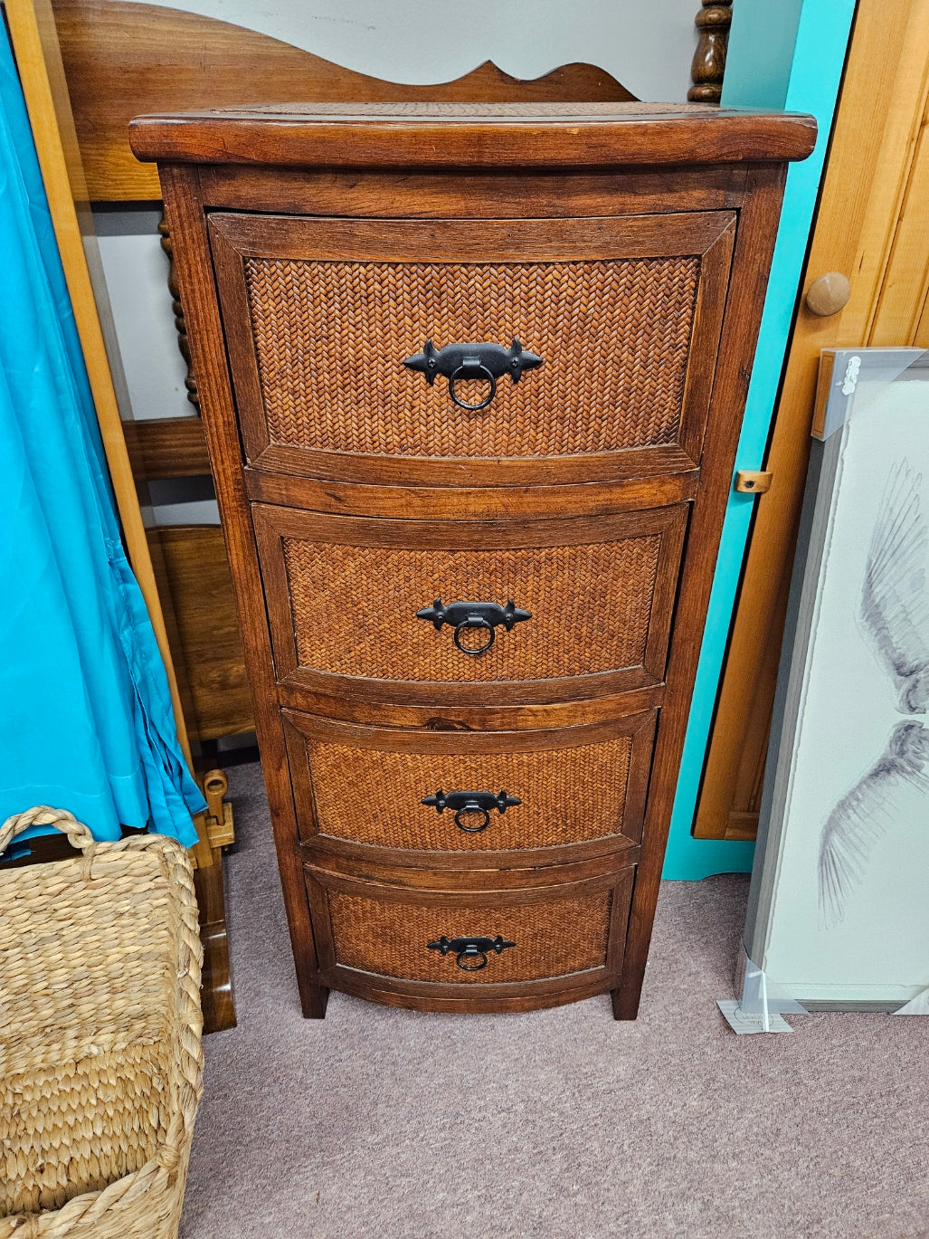 4-Drawer Wicker Chest