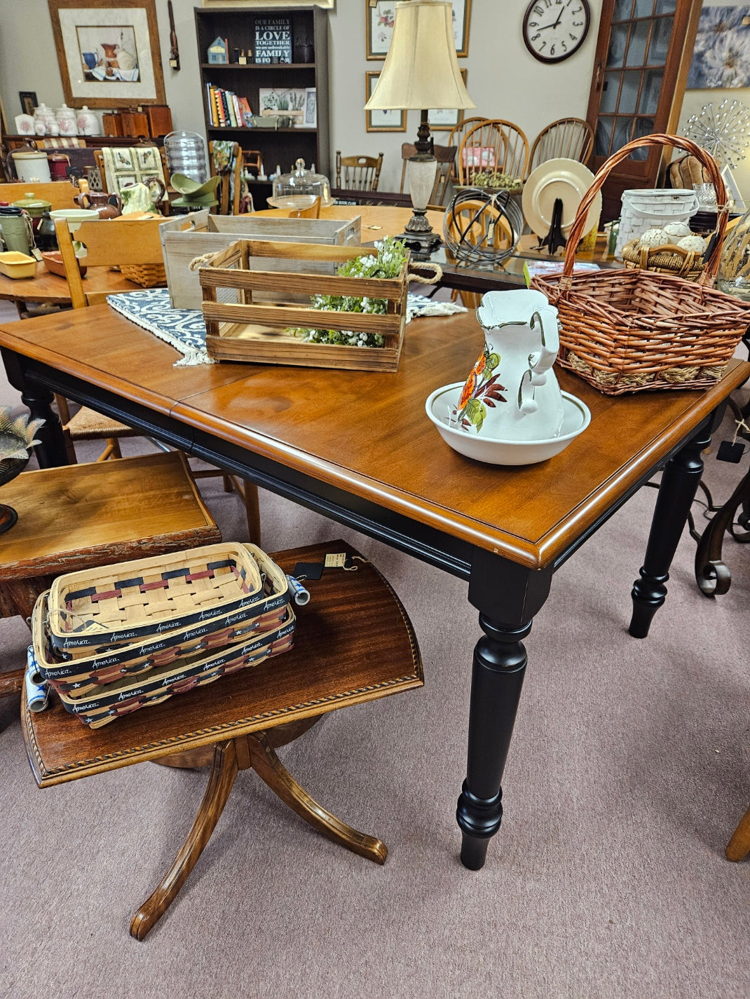 Consignment Table Kitchen Table w/ Black Legs – New Leaf Consignment Plus