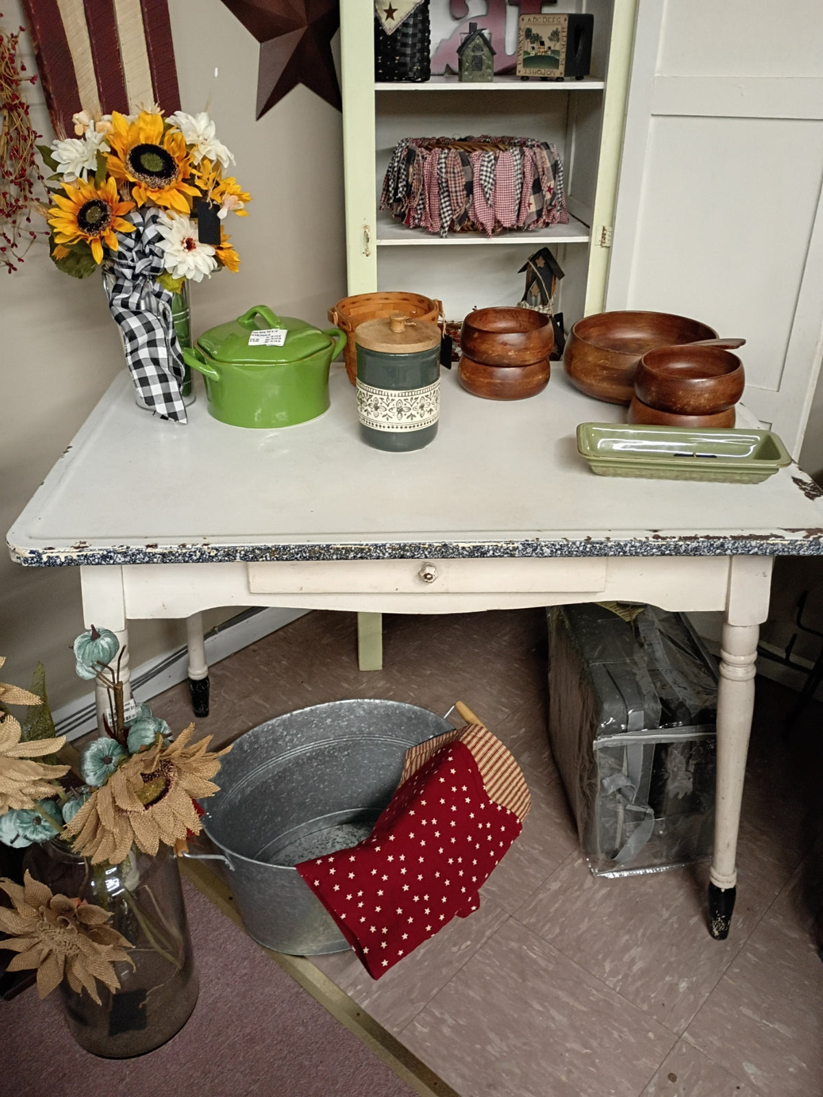 Enamel Top Table