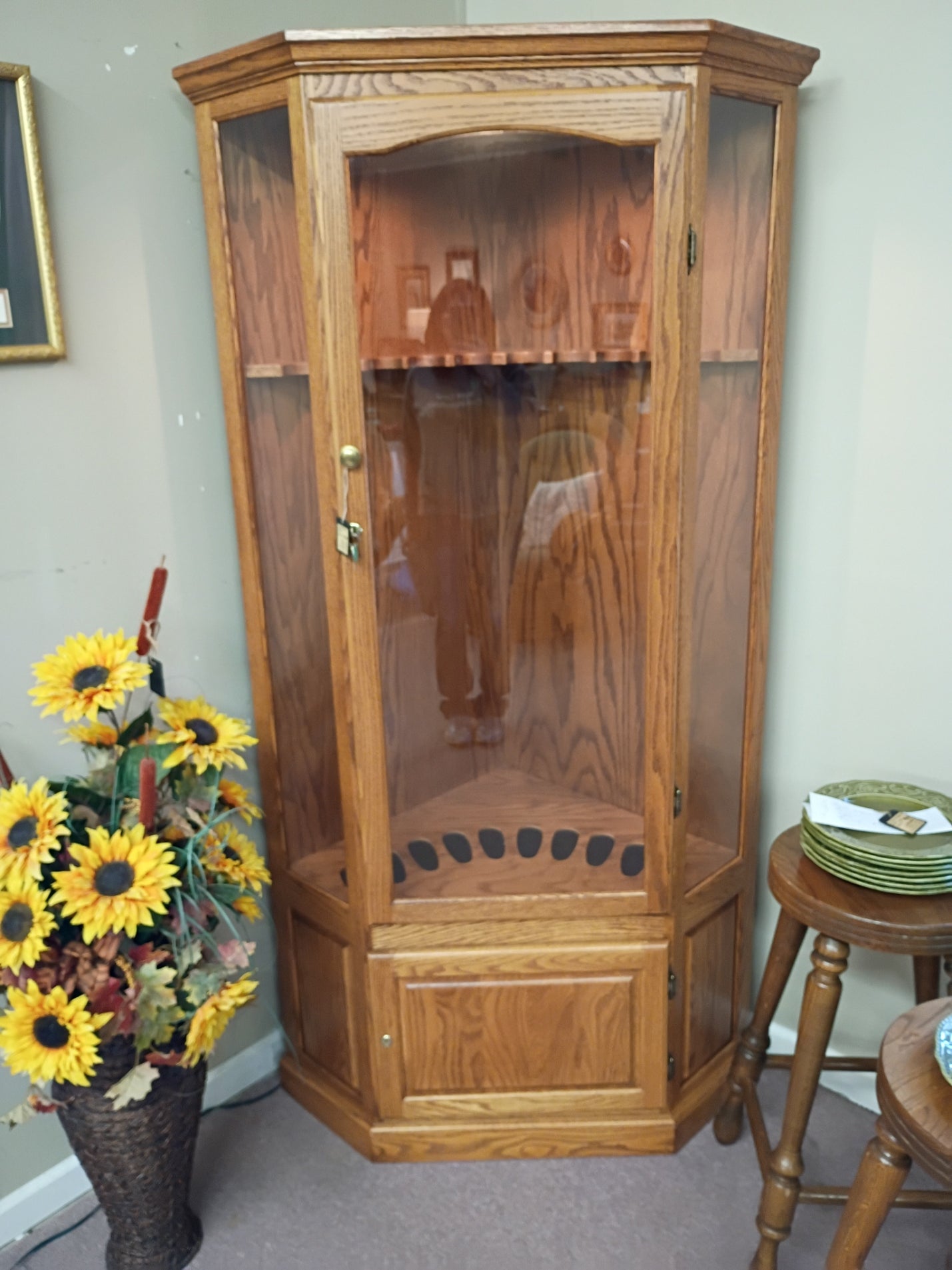 Oak, 10-Gun Display Cabinet
