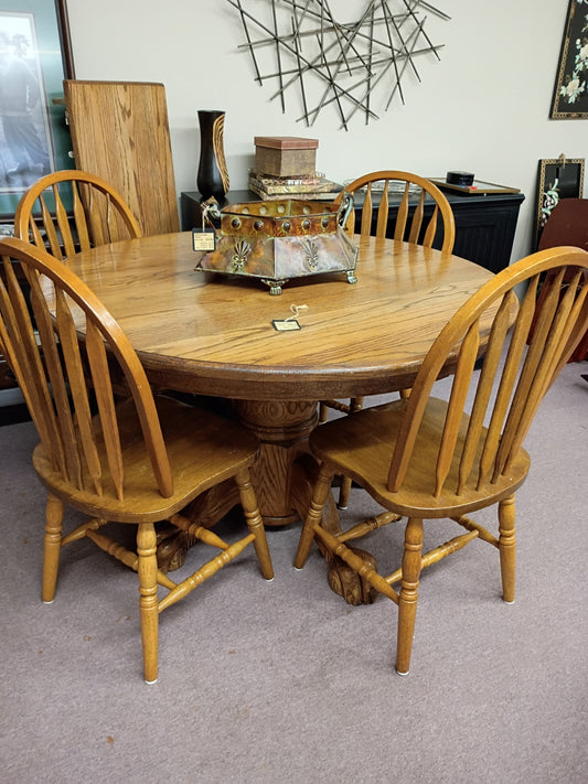 Oak Pedestal Table w/ Leaf and 4 Chairs