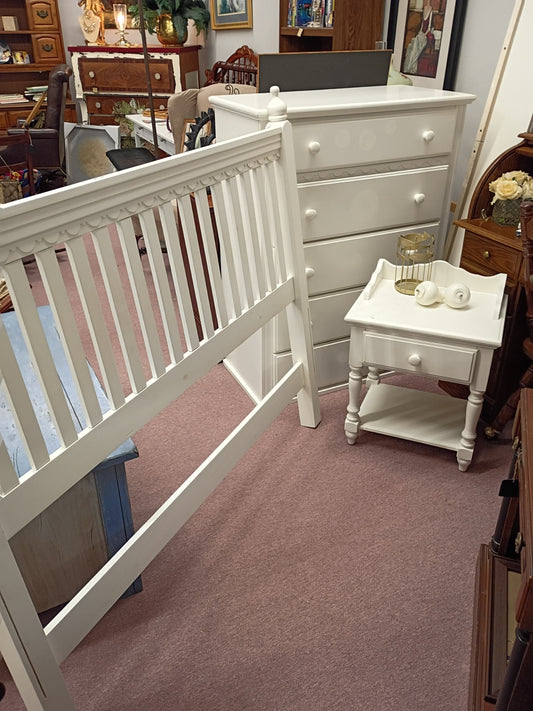 3-Piece, Full Size White Bedroom Set