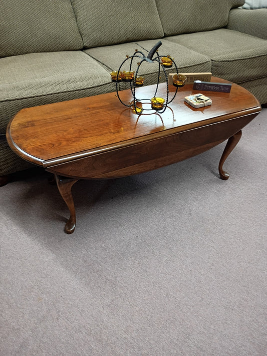 Pennsylvania House, Drop Leaf Coffee Table