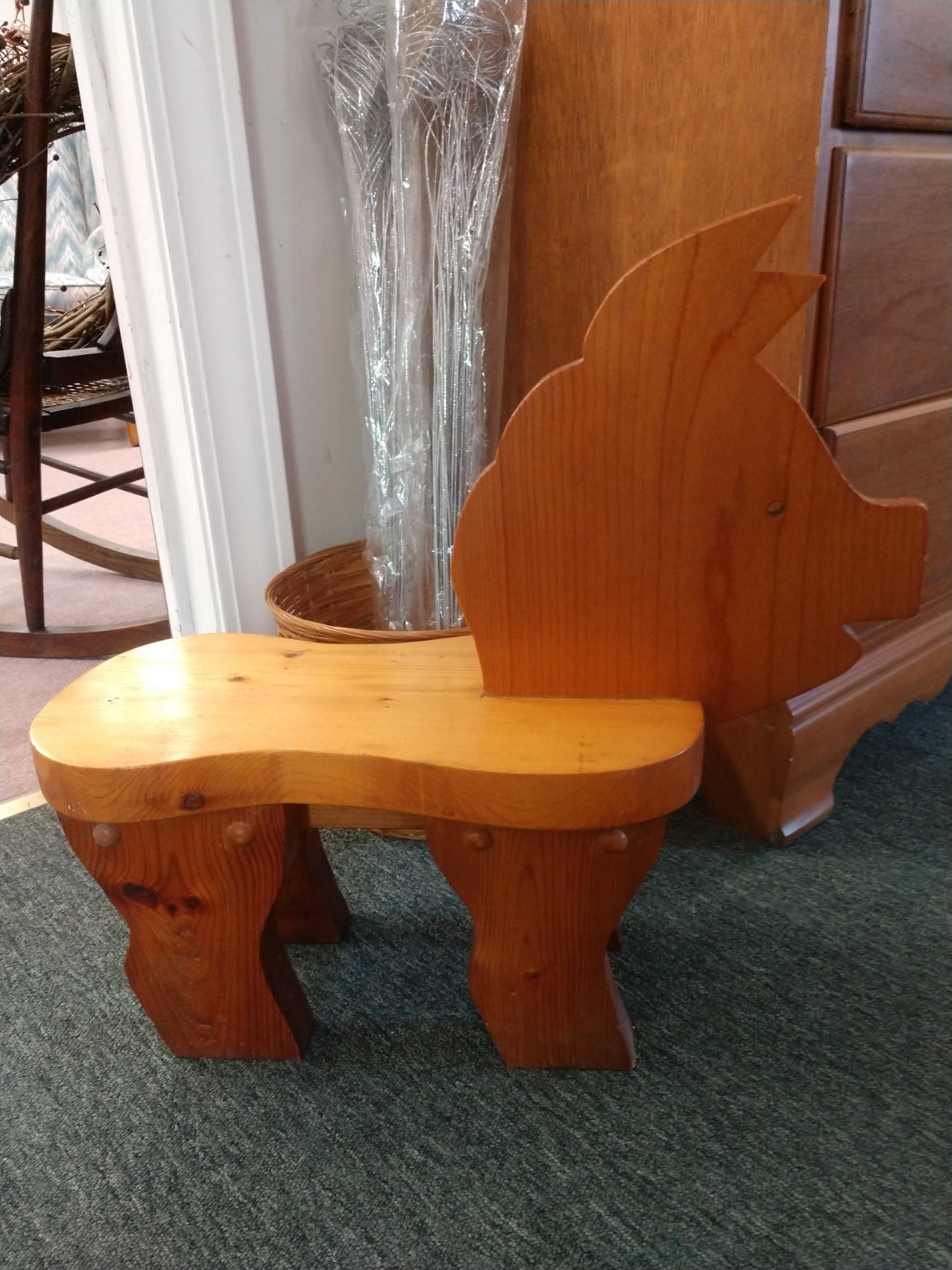 Pine Pig Plant Stand