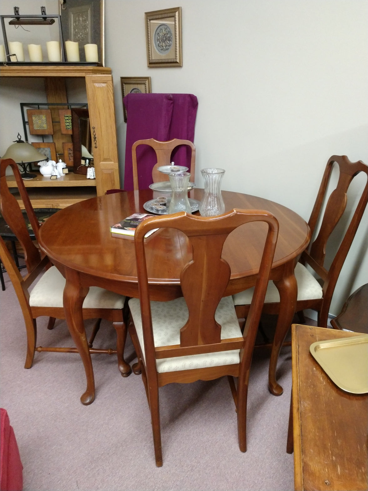 Cherry Dining Table w/ 4 Chairs, 2 Leaves