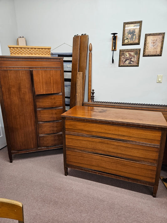 MCM 3-Piece Bedroom Set