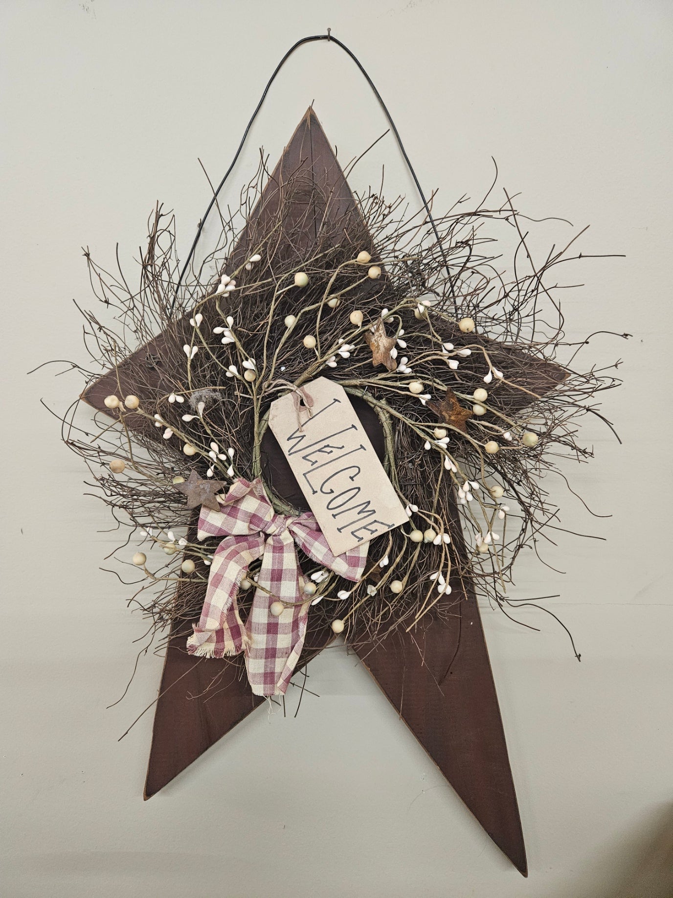 Large, Wood "Welcome" Star