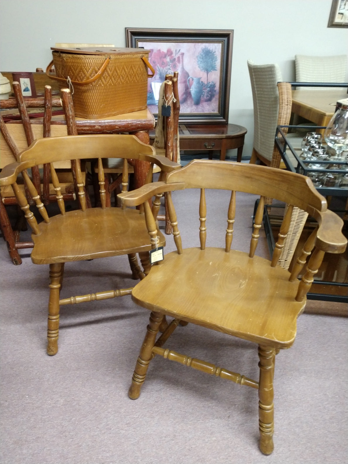 Set of 2 Tavern Chairs