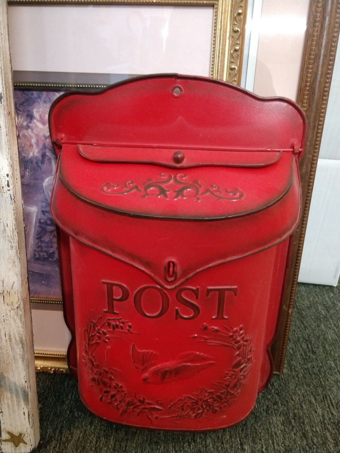 Red Mail Box – New Leaf Consignment Plus